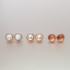 Dainty Circle Stud Earrings - 1 Pair